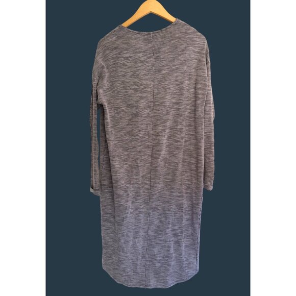 SUNDAY IN BROOKLYN- WOMEN'S CARDIGAN SIZE SMALL - Picture 2 of 6